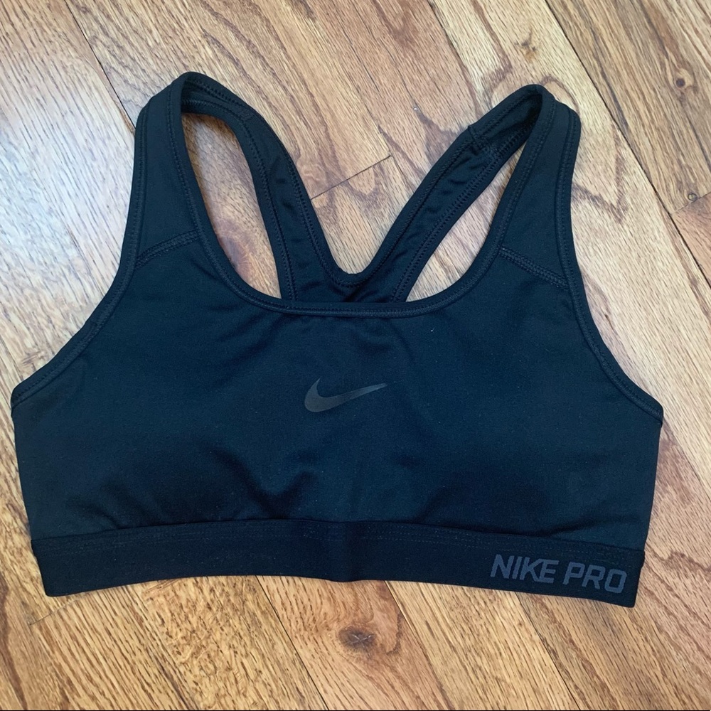 Women’s Nike Dri-Fit Sports Bra (S)